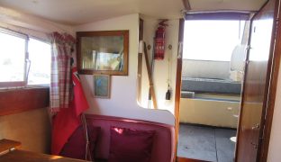 Elysian 27 - Remnus - 4 Berth 4 Berth Inland Cruiser