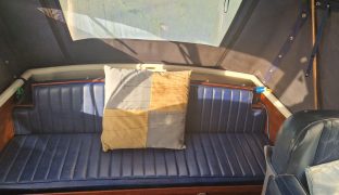 Freeman 26 - Cordwainer - 4 Berth Inland River Cruiser