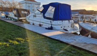 Sealine 22 - Nimmo - 2 Berth Inland Cruiser