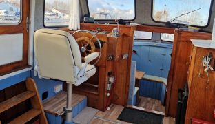 Dutch Steel - Waterfly 111 - 2 Berth Inland River Cruiser