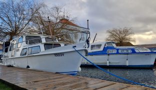 Dutch Steel - Waterfly 111 - 2 Berth Inland River Cruiser