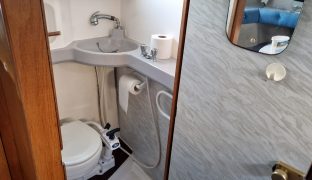 Sealine 22 - Nimmo - 2 Berth Inland Sports Cruiser