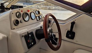 Sealine 22 - Nimmo - 2 Berth Inland Sports Cruiser