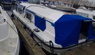 Alphacraft 34 - Meg - 6 Berth River Cruiser