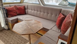 Alphacraft 34 - Meg - 6 Berth River Cruiser