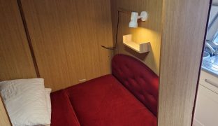 Alphacraft 34 - Meg - 6 Berth River Cruiser