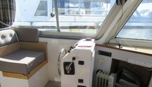 Alphacraft 34 - Meg - 6 Berth River Cruiser