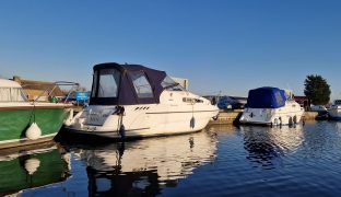 Sealine 24 - Limelight - 4 Berth Sports Cruiser  