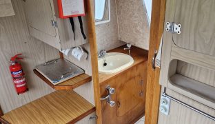 Hampton Safari - Star Cruiser - 4 Berth Inland Cruiser