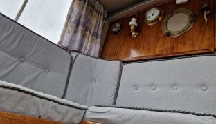 Hampton Safari - Star Cruiser - 4 Berth Inland Cruiser