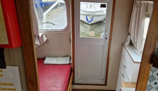 Hampton Safari - Star Cruiser - 4 Berth Inland Cruiser