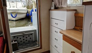 Hampton Safari - Star Cruiser - 4 Berth Inland Cruiser