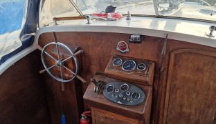 Freeman 22 - Floriana - 4 Berth Classic River Cruiser