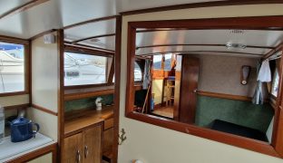 Jack Powles - Noisy Goose  - 4 Berth Wooden River Cruiser