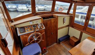 Jack Powles - Noisy Goose  - 4 Berth Wooden River Cruiser