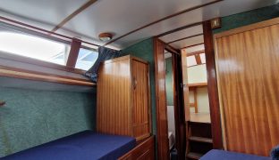 Jack Powles - Noisy Goose  - 4 Berth Wooden River Cruiser