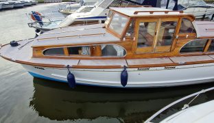 Jack Powles - Noisy Goose  - 4 Berth Wooden River Cruiser