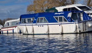 DC30 - Imagine - 4 Berth River Cruiser