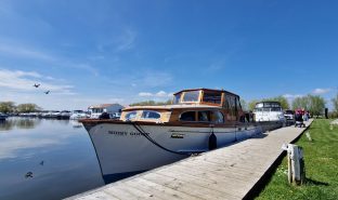 Jack Powles - Noisy Goose  - 4 Berth Wooden River Cruiser