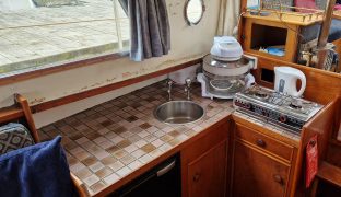 Dutch Boat - Kasian - 4 Berth Inland Cruiser