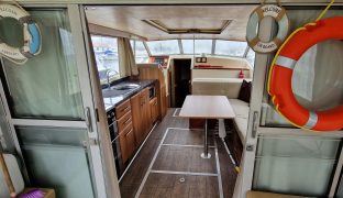 Bounty Buccaneer - Wombie 11 - 4 Berth Inland Cruiser