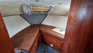 Bounty 34 Sedan - Wombie 11 - 4 Berth Inland Cruiser