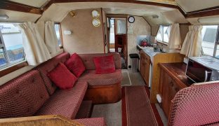 DC 30 - Eclipse - 5 Berth Inland River Cruiser