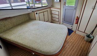 Sheerline 950 - Swallow - 4 Berth Inland River Cruiser