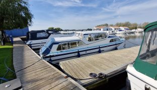 Sheerline 950 - Swallow - 4 Berth Inland River Cruiser