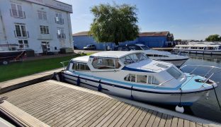 Sheerline 950 - Swallow - 4 Berth Inland River Cruiser