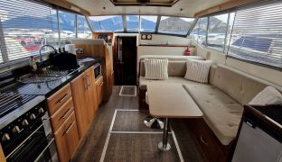 Bounty Buccaneer 34 - Wombie 11 - 4 Berth Inland Cruiser