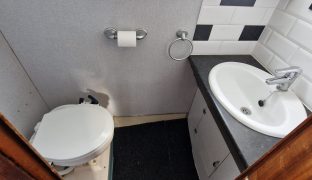 Bounty Buccaneer 34 - Wombie 11 - 4 Berth Inland Cruiser