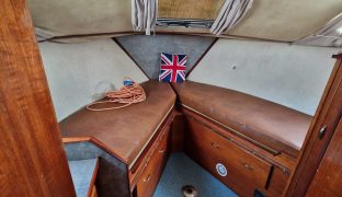 Bounty Buccaneer 34 - Wombie 11 - 4 Berth Inland Cruiser