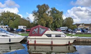 Shetland 4+2 Proper Job - 4 Berth Inland River Cruiser