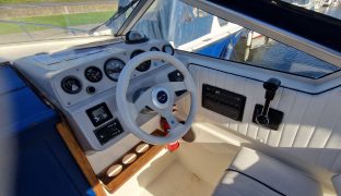 Attache Sealine 20 - 2 Berth Boat