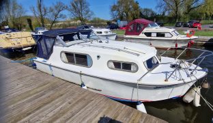 Swanee - 4 Berth Inland River Cruiser