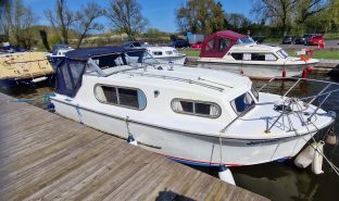 Swanee - 4 Berth Inland River Cruiser