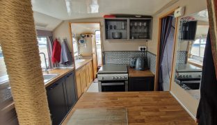 Bermuda 34 - Mashona - 4 Berth Inland River Cruiser