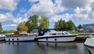 Seamaster - Adagio - 4 Berth Inland River Cruiser