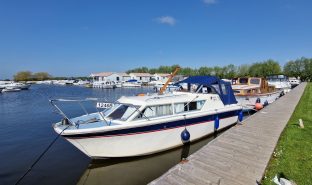 Seamaster - Adagio - 4 Berth Inland River Cruiser