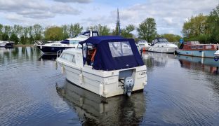 Viking 20 - Svanen - 4 Berth Four berth inland river cruiser