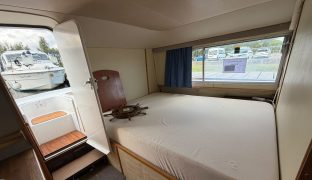 Bermuda 34 - Mashona - 4 Berth Inland River Cruiser