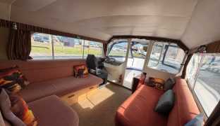 Bermuda 34 - Mashona - 4 Berth Inland River Cruiser