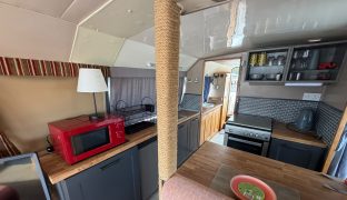 Bermuda 34 - Mashona - 4 Berth Inland River Cruiser