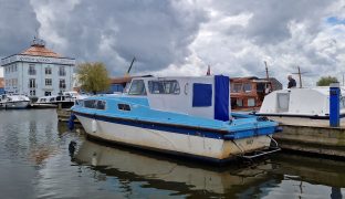 Senior 31 - Suni Mali - 4 Berth Boat