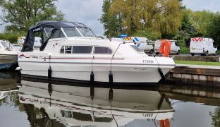 Viking 22 - Mirage - 4 Berth Inland River Cruiser