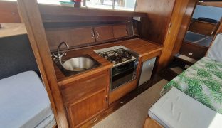 Sea Master 30 - Pollyanna - 6 Berth Inland River Cruiser