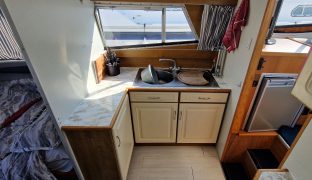 Aquafibre Pearl 38 - Norfolk Heron - 7 Berth Family River Cruiser