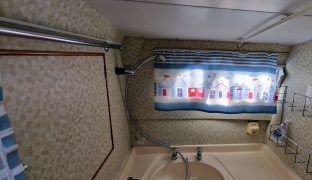 Aquafibre Pearl 38 - Norfolk Heron - 7 Berth Family River Cruiser