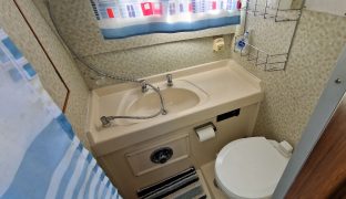 Aquafibre Pearl 38 - Norfolk Heron - 7 Berth Family River Cruiser